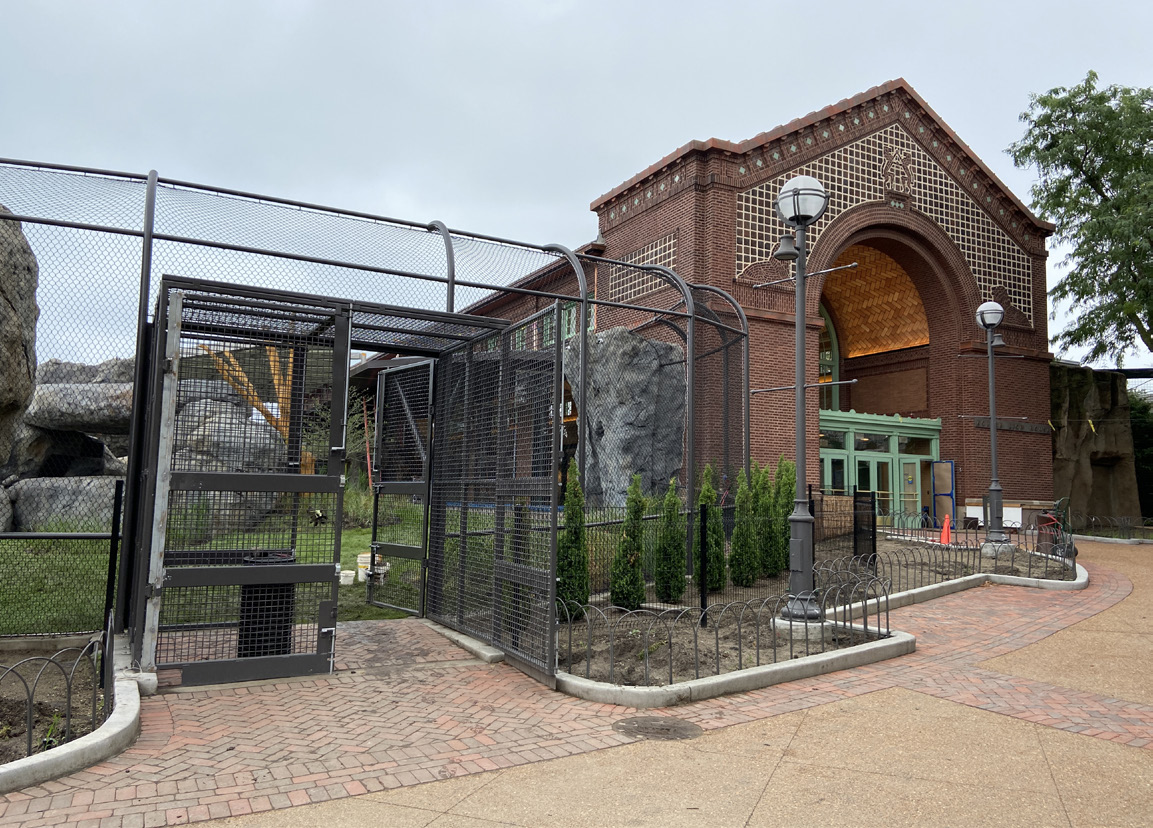 Lion House at Lincoln Park Zoo named ENR Midwest Project of the Year ...